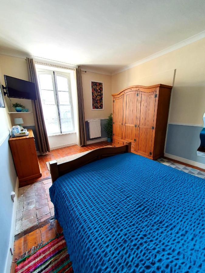 Chambres Dhotes Numero 1 Шатолен Екстер'єр фото