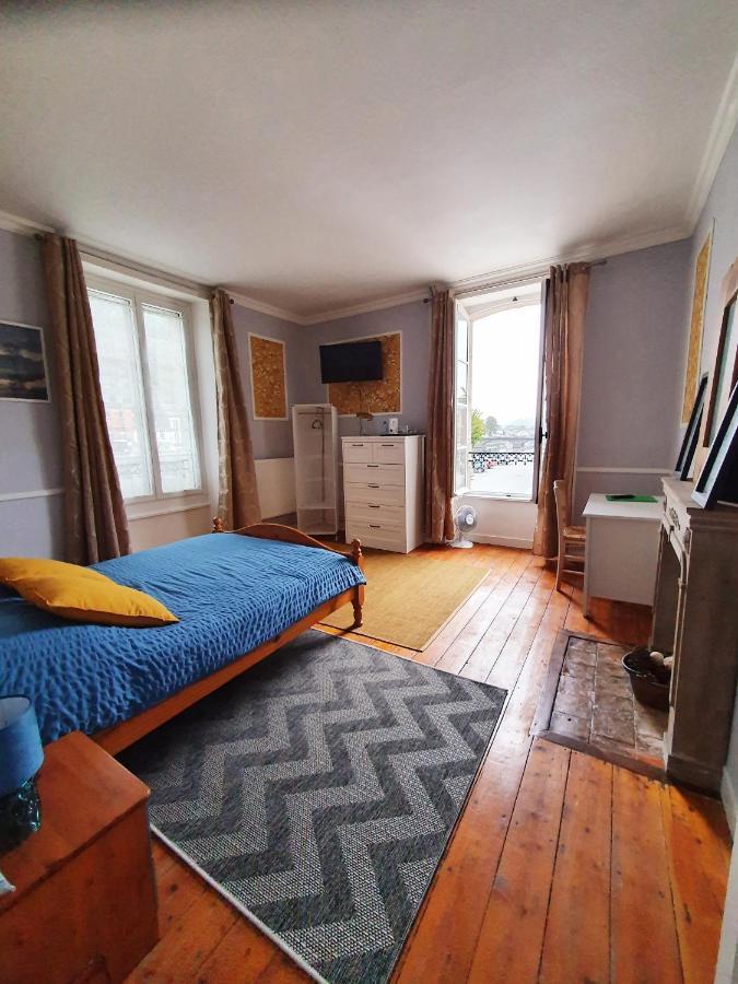 Chambres Dhotes Numero 1 Шатолен Екстер'єр фото